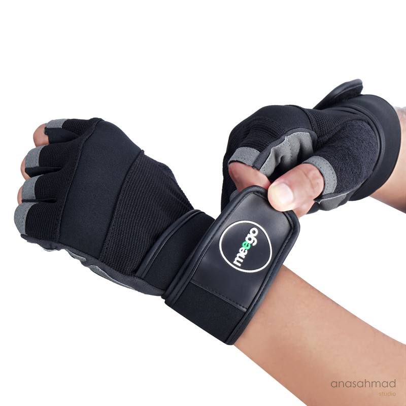 Meego fingerless weightlifting gloves with wrist wraps worn on hands